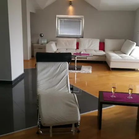Comfort Deluxe Kosmos Apartment